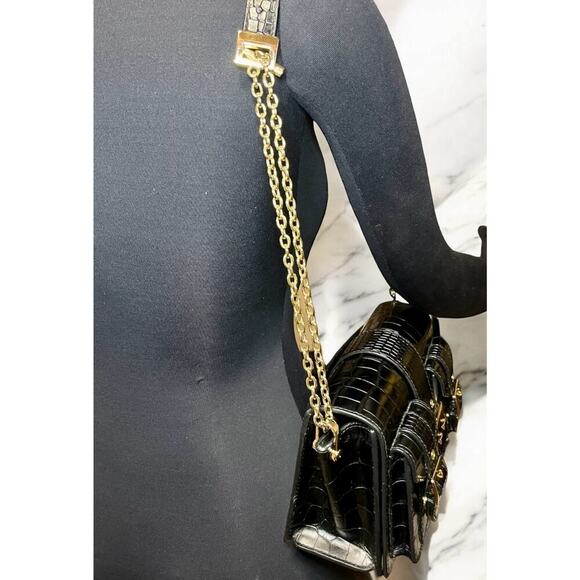 Michael Kors Hayden Pocket Messenger Convertible Bag - Picture 10 of 14